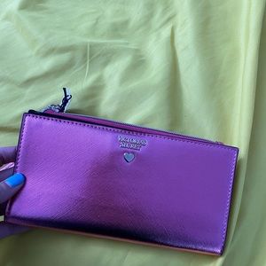 Pink Victoria’s Secret wallet